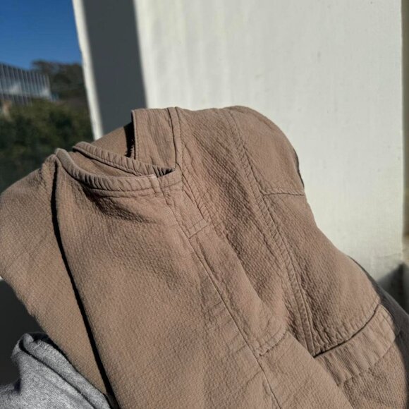 Tan asymmetrical button up vest - Picture 6 of 6